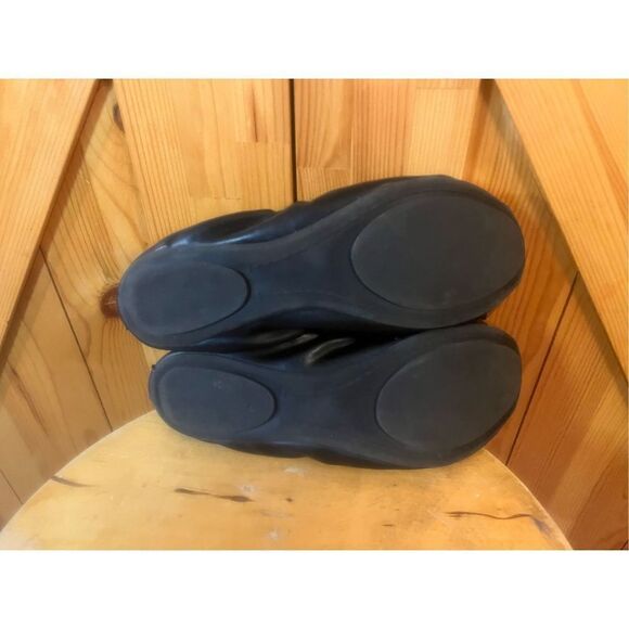 Vera Wang Svannika Black Leather/Textile with Gold Accent Toe Ballet Flats 8.5M - Picture 6 of 7